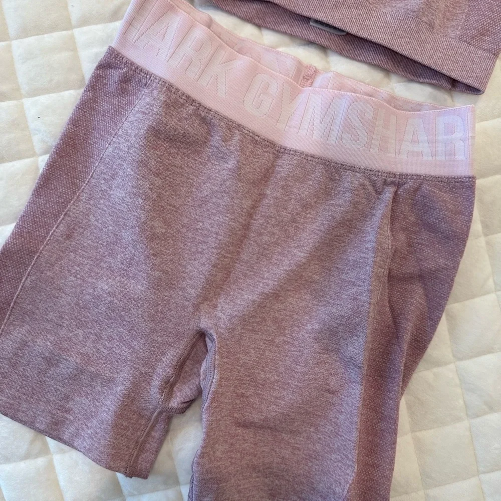 Gym shark - Picture 3 of 3